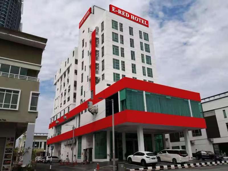 E-Red Hotel Melaka Экстерьер фото
